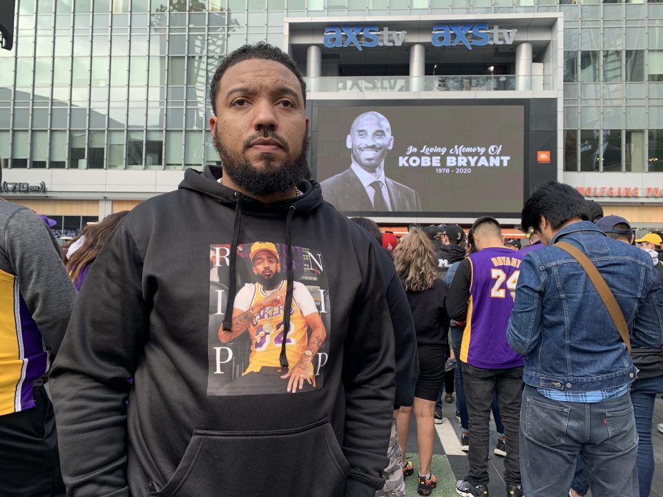 Thousands of Lakers' fans pay homage to Kobe Bryant at the Staples Center