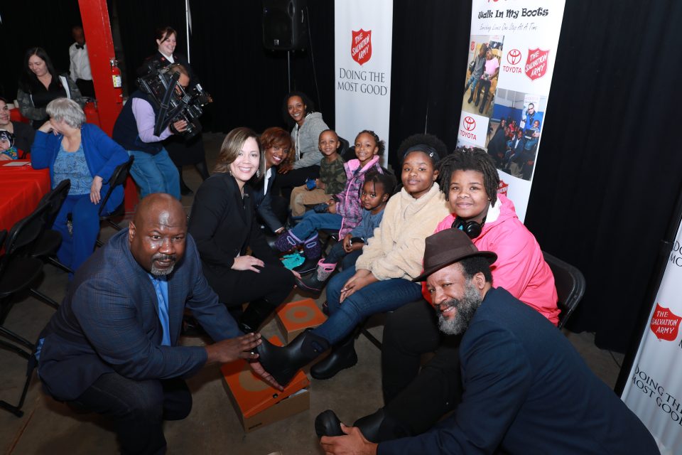 Toyota donates winter boots and $15K to less fortunate families in Baltimore