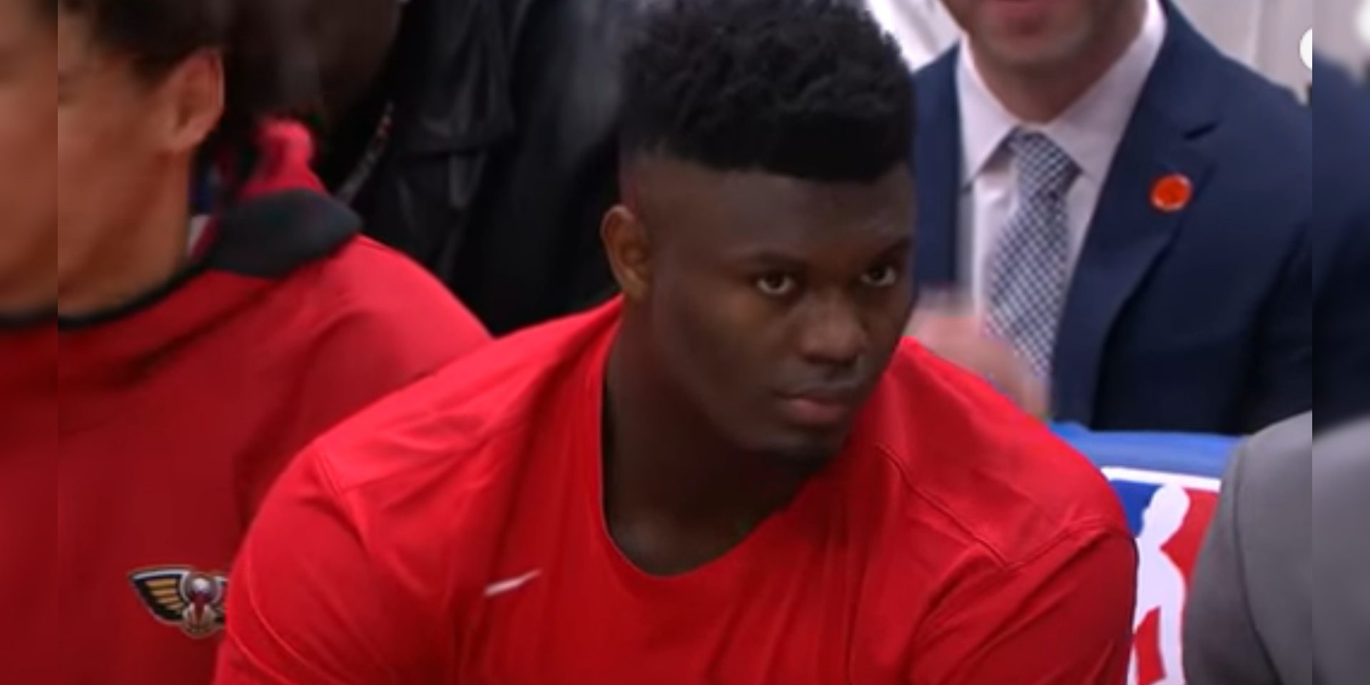 Zion Williamson catches fire and breaks a record in historic NBA debut (video)