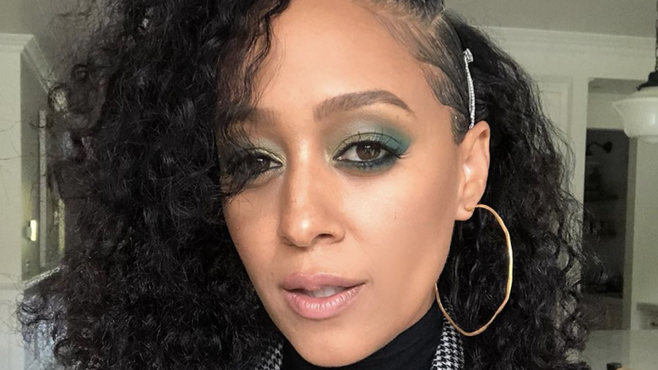 Tia Mowry Flaunts Her Bold New Haircut Photo Rolling Out