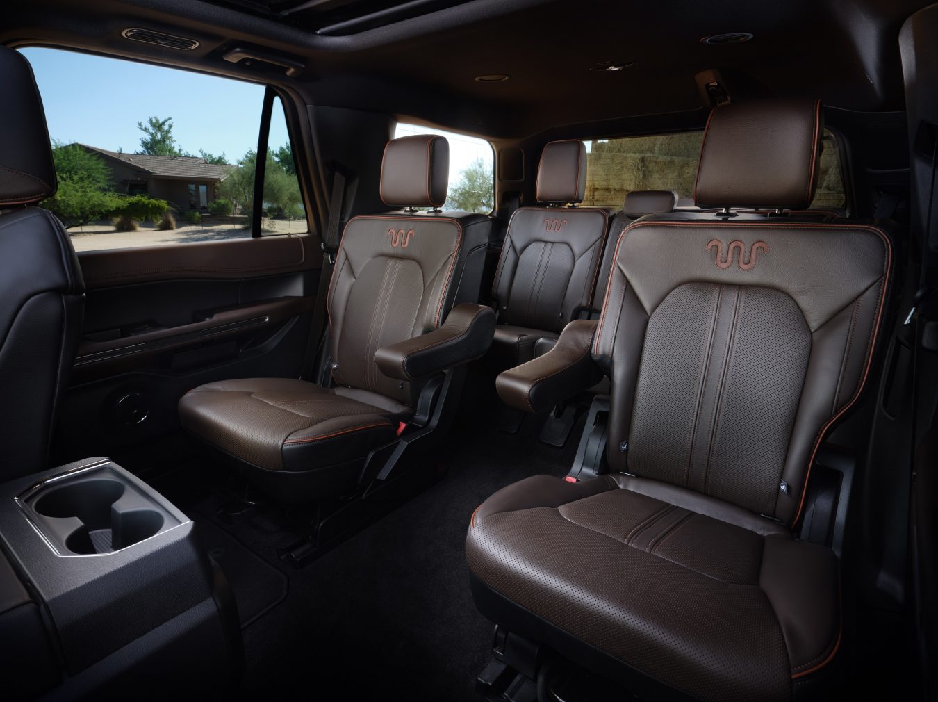 Ford's new Expedition King Ranch edition is 'king' of the road