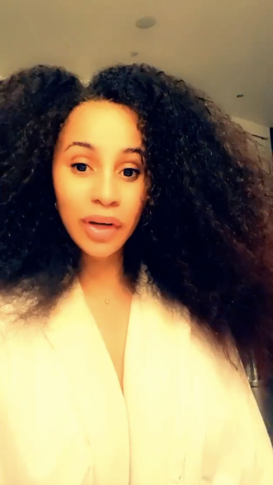 Cardi B Mesmerizes Fans With Her Beautiful Natural Hair (photos)