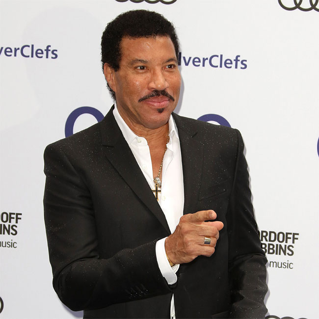 Lionel Richie leads pandemic-inspired rendition of 'We Are The World' (video)