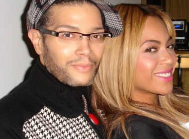 Celebrity MUA Derrick Rutledge reflects on his career, Michelle Obama and Oprah