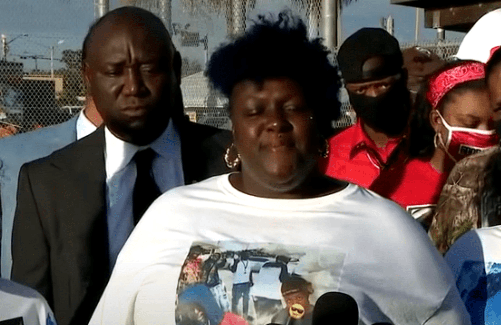 Florida mom speaks out about deputy-involved killing of her son (video)