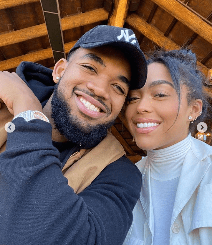 Jordyn Woods pays tribute to Karl-Anthony Towns' mother after Timberwolves win