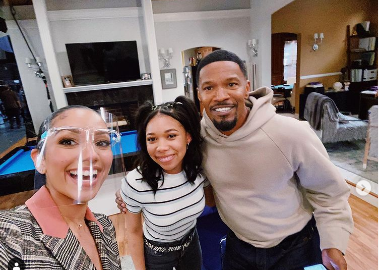 Jamie Foxx's daughter is executive boss of 'Dad, Stop Embarrassing Me' (video)