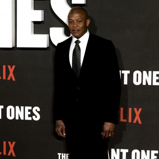 Dr. Dre ordered to pay $500K to estranged wife's lawyers