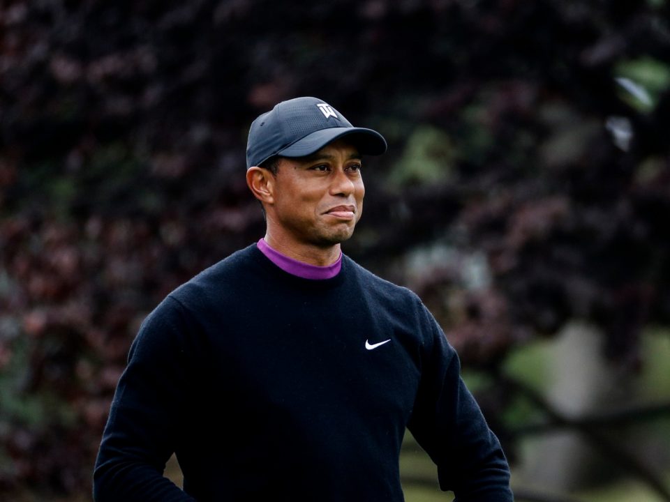 Tiger Woods is 3rd athlete to become a billionaire
