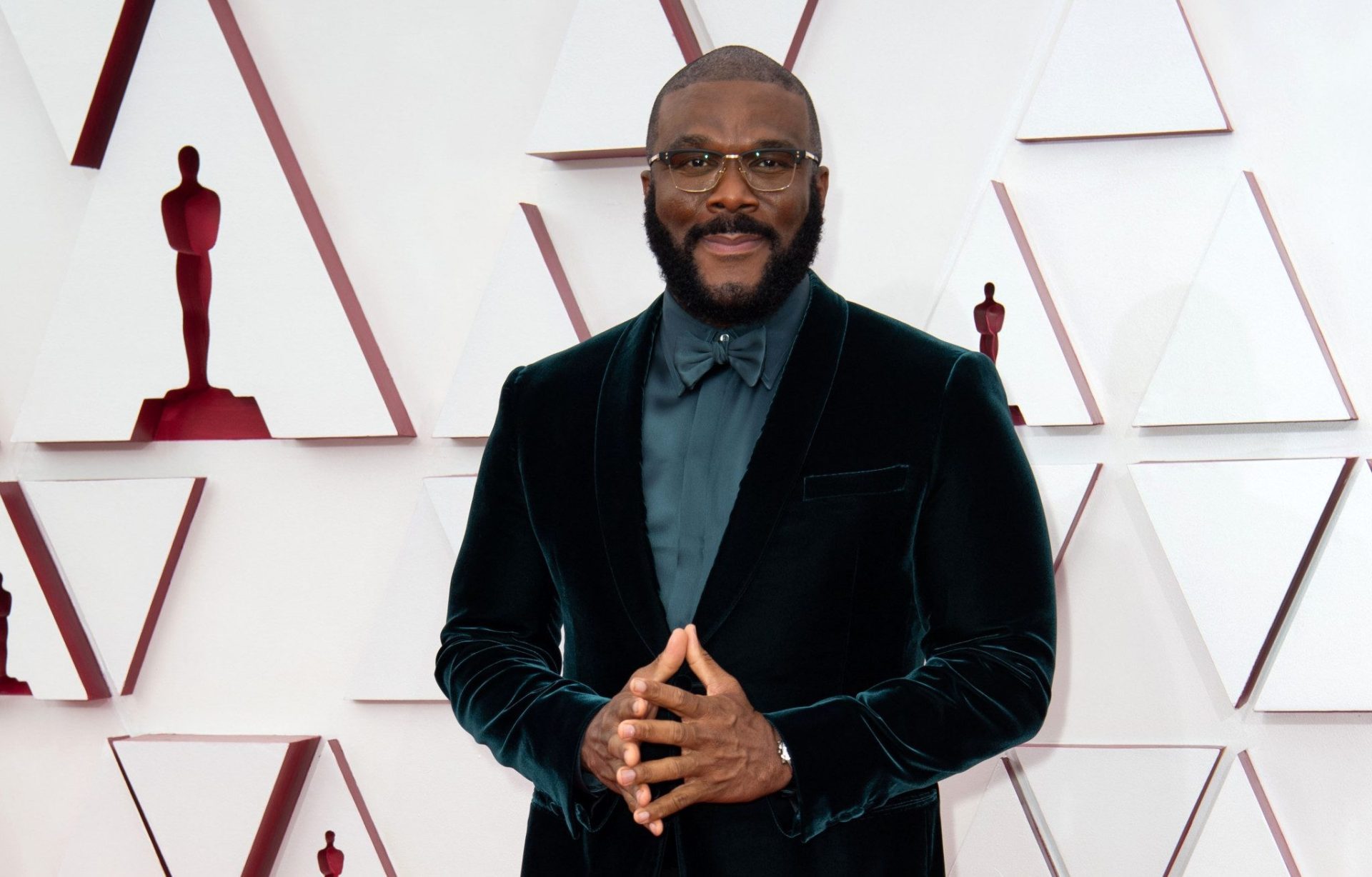Tyler Perry trashed for telling Black women to get with men who earn less