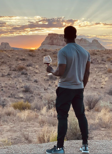 Kevin Hart loving life as he celebrates 42nd birthday (photos)
