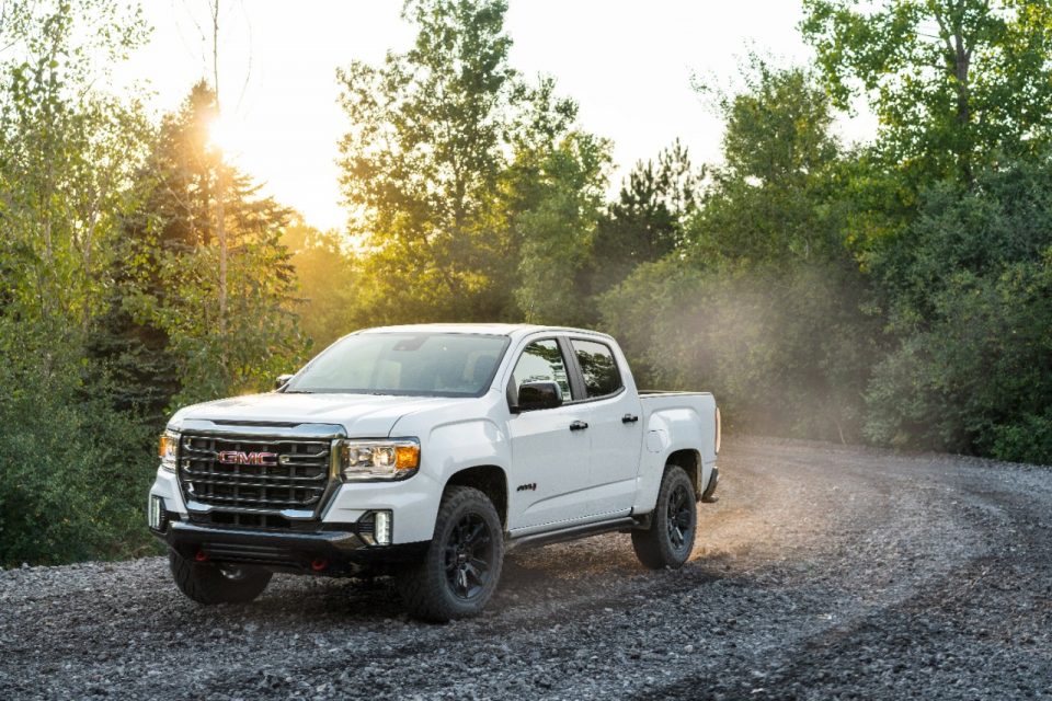 2022 GMC Canyon: The perfect truck for city and off-road adventures