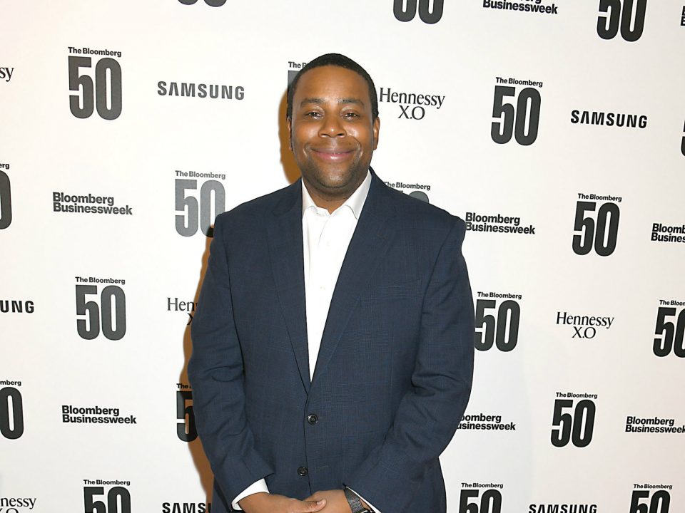 Comedian Kenan Thompson shares thoughts on hosting People's Choice Awards