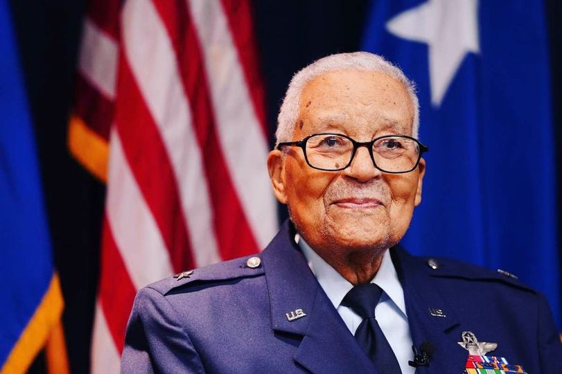 Charles McGee, 1 of the last Tuskegee Airmen, dies at 102