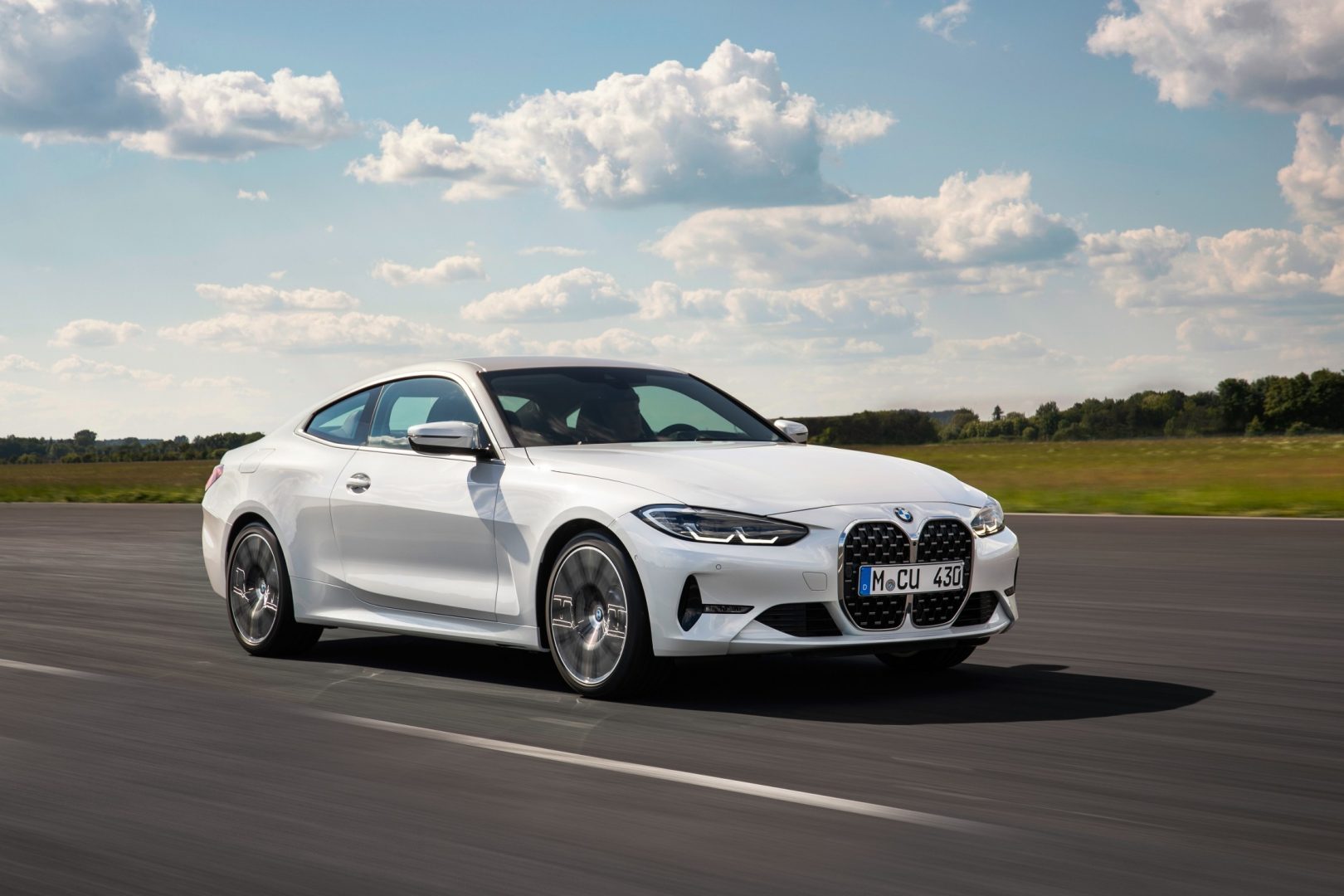 The alluring mystique of the 2022 BMW M440i Coupe