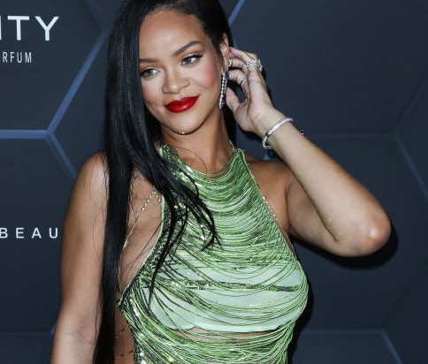 Bad Gyal RiRi is Back: Rihanna to Perform at Super Bowl LVII - The