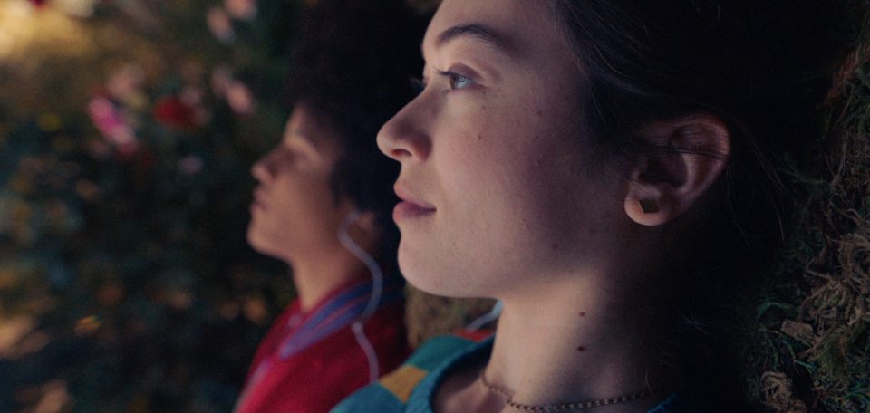 'The Sky Is Everywhere' film explores explosive pain and redemptive love