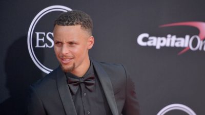 Golden State Warrior Steph Curry blew the roof off the building on Monday night against the Houston Rockets. (Matt Winkelmeyer/Getty Images)