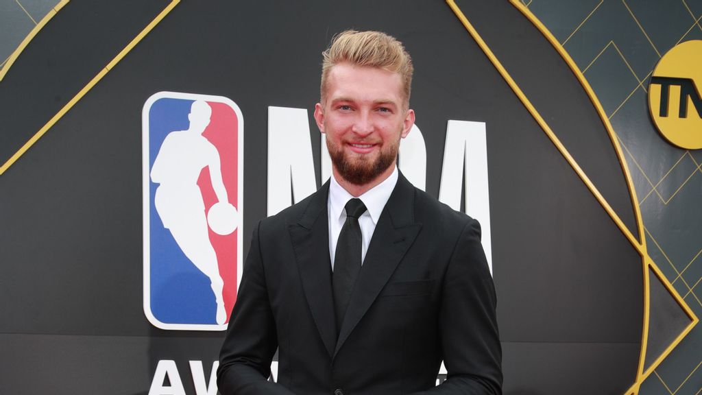 One team that could make sense as a dark-horse suitor for Domantas Sabonis is the New Orleans Pelicans. (Rich Fury/Getty Images)