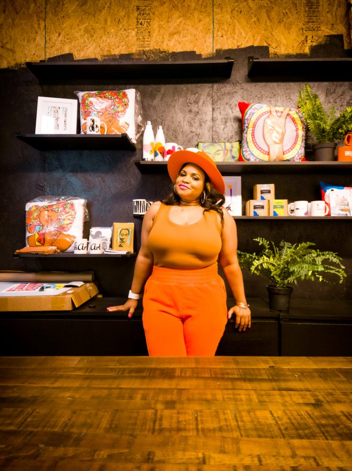 Entrepreneur Dionna Collins is helping artists grow through ComfiArt