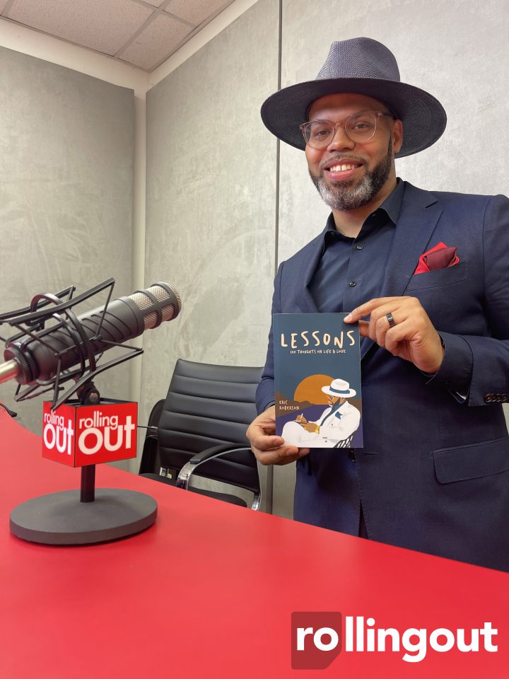 R&B artist Eric Roberson giving 'Lessons' on his independent career