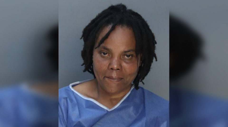 Florida mother arrested after police find her 2 children tied up in home