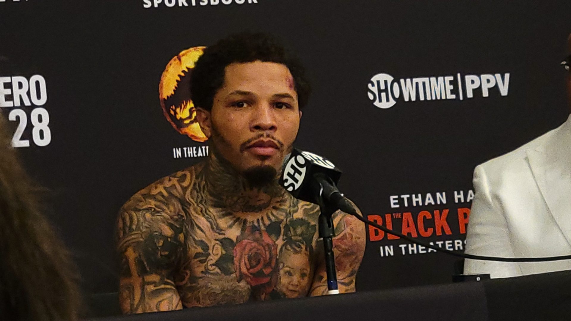 Boxing: Mike Tyson knocks out Rolly Romero: Gervonta Davis is another  animal | Marca