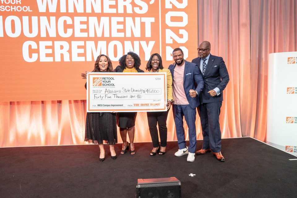 Laz Alonso, Home Depot present check to Alabama State University