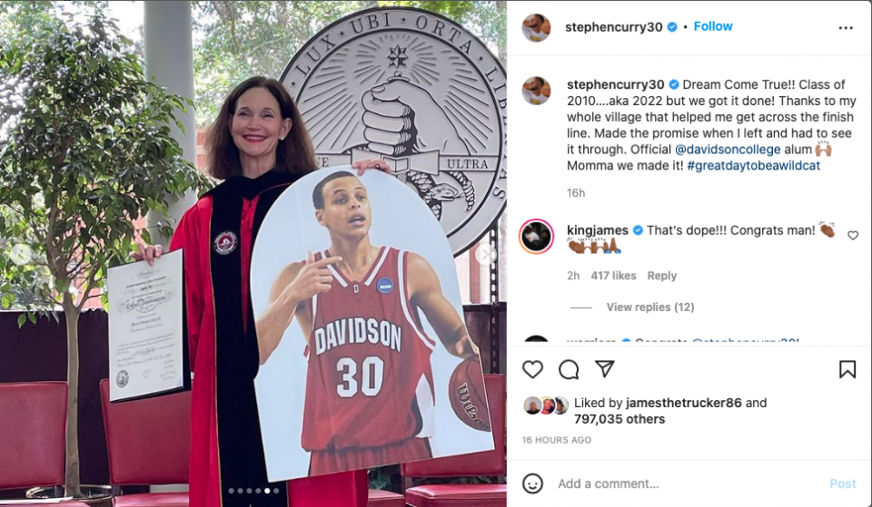 Steph Curry finally graduates from college (photo)