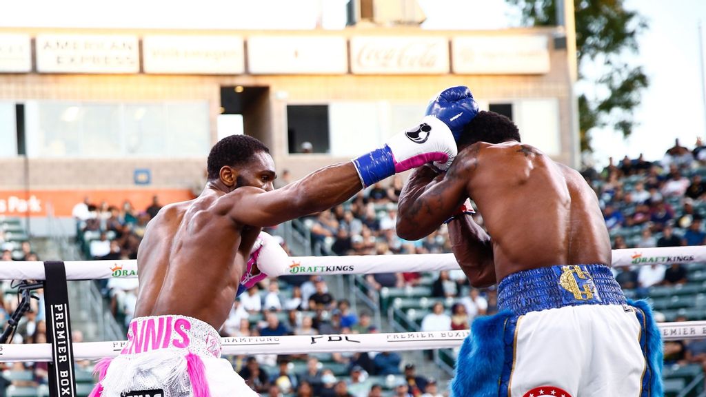  Jaron Ennis (left) floored Custio Clayton (right) with a right to the temple to win a clash of unbeaten fighters by second-round knockout on Saturday. (Stephanie Trapp/Showtime)