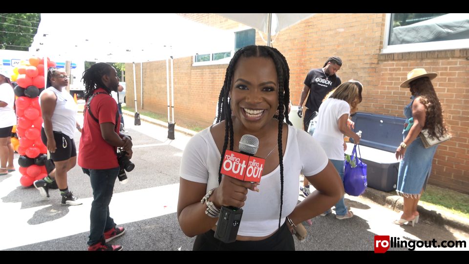 Kandi Burruss hosts back-to-school drive for over 500 students