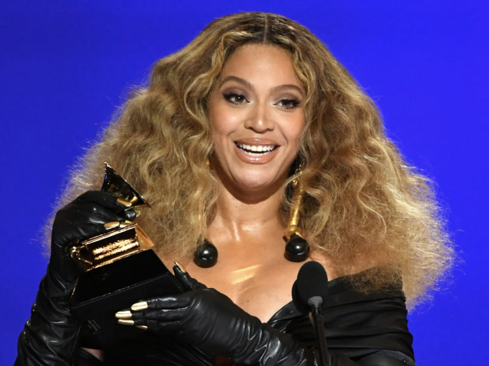 Beyoncé, Mary J. Blige lead 2022 Soul Train Award nominations: Full list