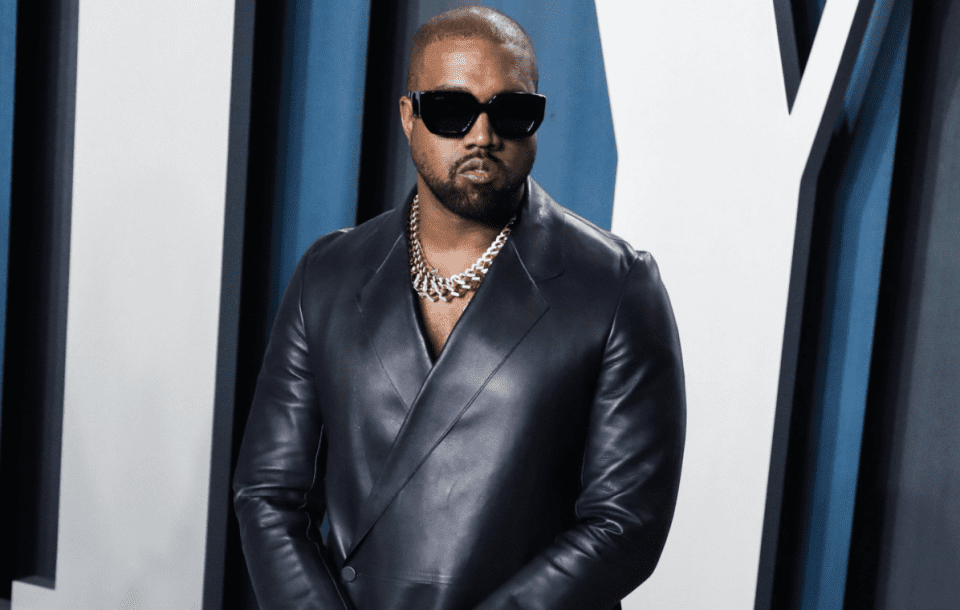 Kanye West wears 'White Lives Matter' sweatshirt (photos)