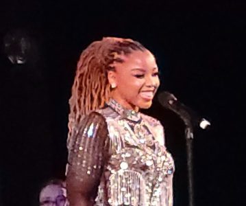 Chlöe Bailey gives an intimate performance at New Yorker Festival (Photo by Derrel Jazz Johnson for rolling out)