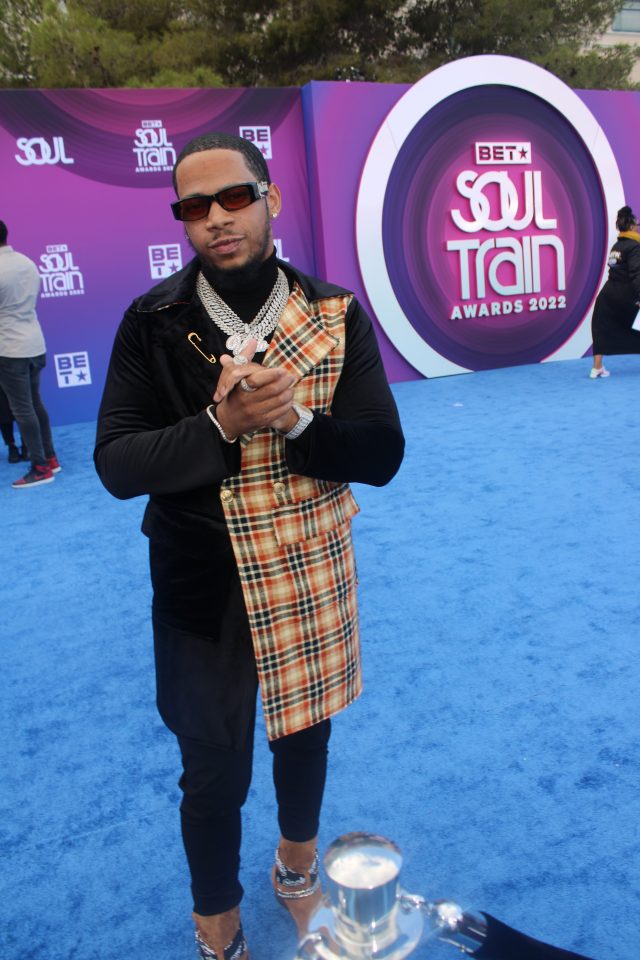 Men represented with strong fashion statements at 2022 Soul Train Awards
