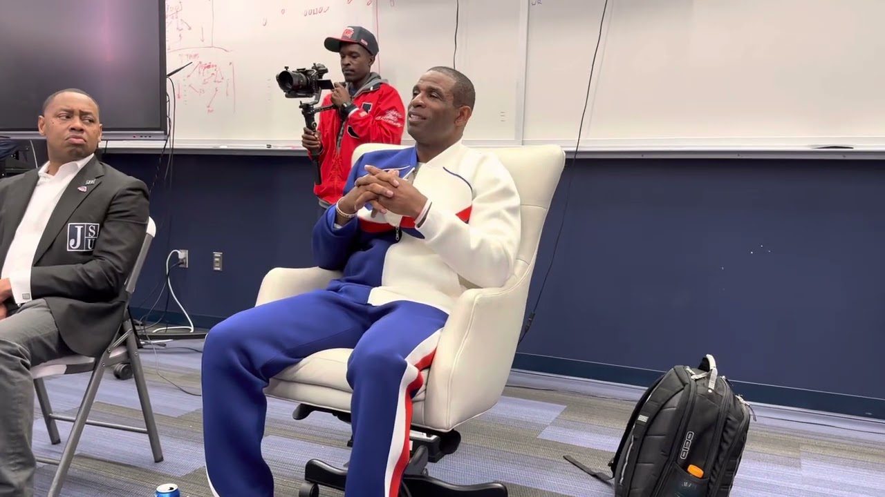 Deion Sanders wears 'I am SWAC' hoodie in response to rival coach's  criticism