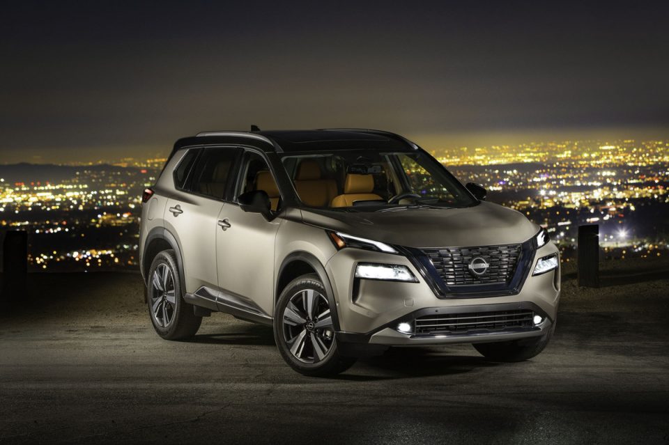 Check out the sleek 2023 Nissan Rogue Platinum AWD