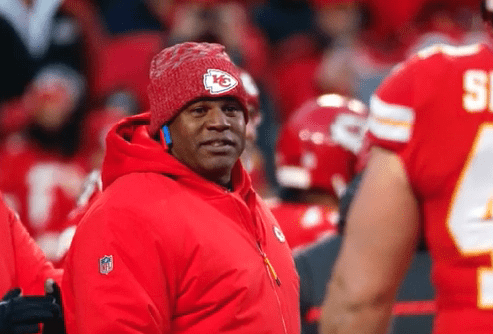 NFL analysts, players are angry that Eric Bieniemy has no head coaching offers