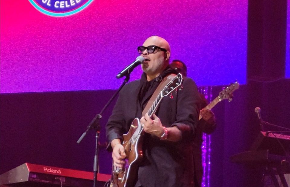 Israel Houghton performs at the Mesa Arts Center in Mesa, Arizona. (Photo by Derrel Jazz Johnson for rolling out.)
