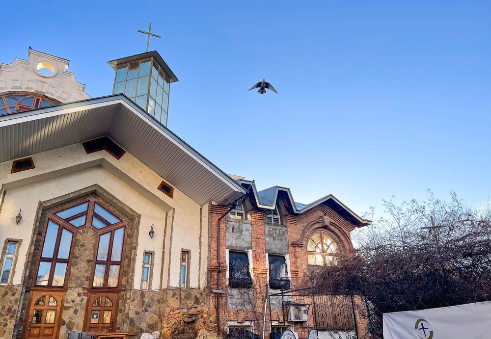 On the front lines: In war-torn Kherson, church is a symbol of hope and resilience