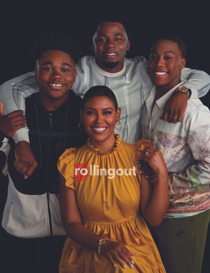 Jalyn Hall and Amir O'Neil learn about life in 'The Crossover'