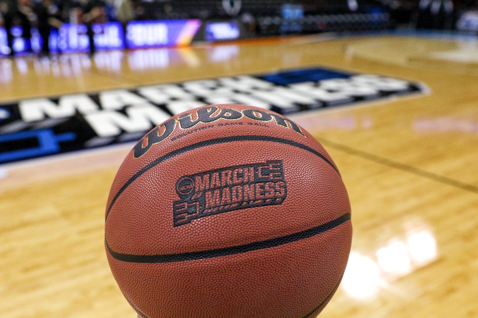 No. 1 seeds come tumbling down during March Madness