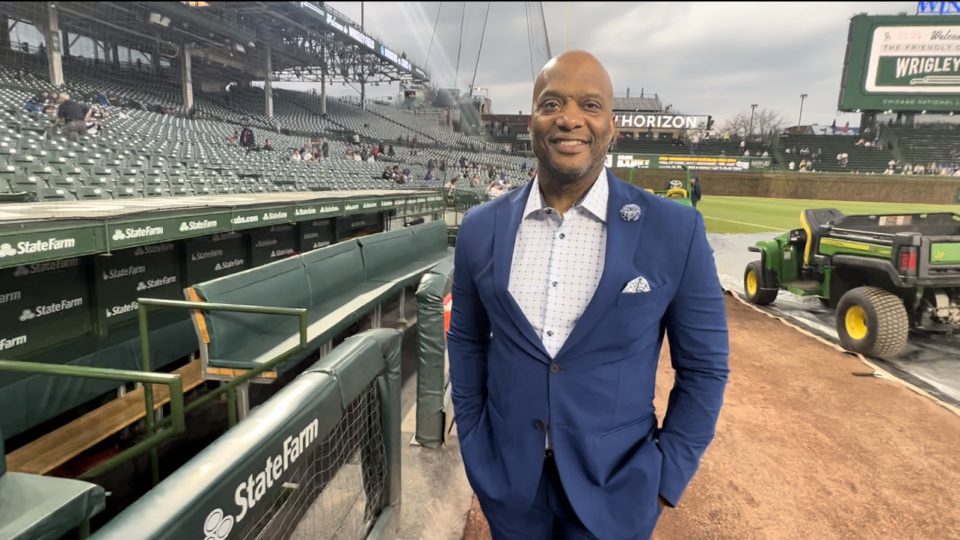 The Chicago Cubs recognize 100 Black Men of Chicago