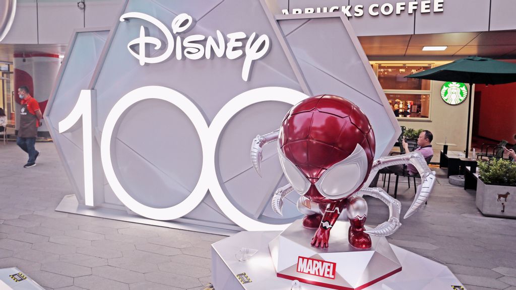 Cartoon characters such as Mickey Mouse, Donald Duck and Q version of Iron Man and Spider-Man displayed at a food court to celebrate the 100th anniversary of the birth of the Disney brand in Shanghai, China, May 26, 2023. CFOTO/BENZINGA