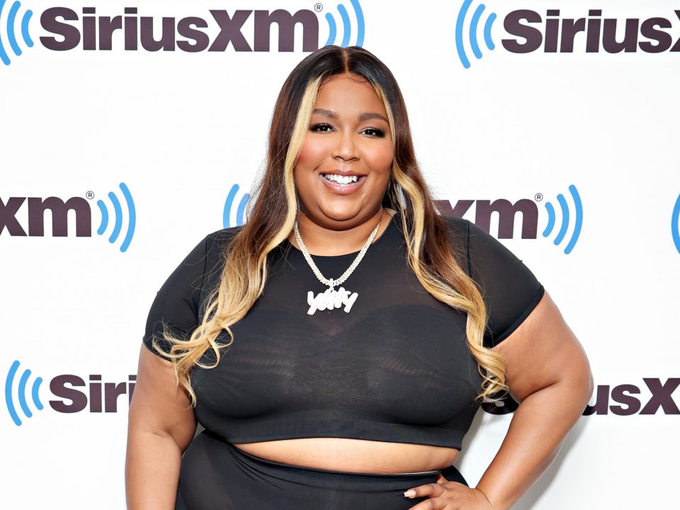 Lizzo supported by tour dancers after toxic workplace lawsuit