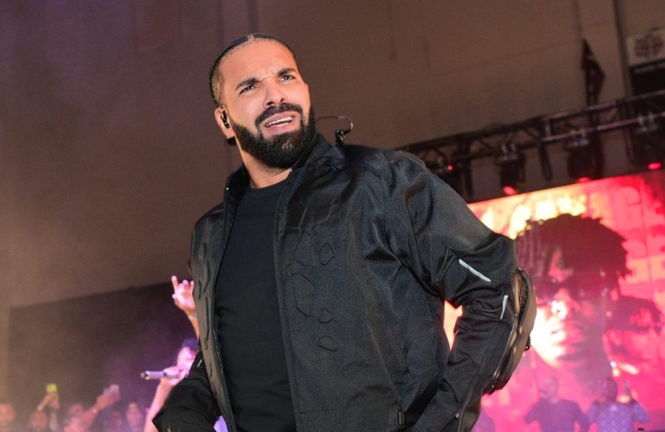 Drake gives man $50K at his show after girlfriend dumps him (video)