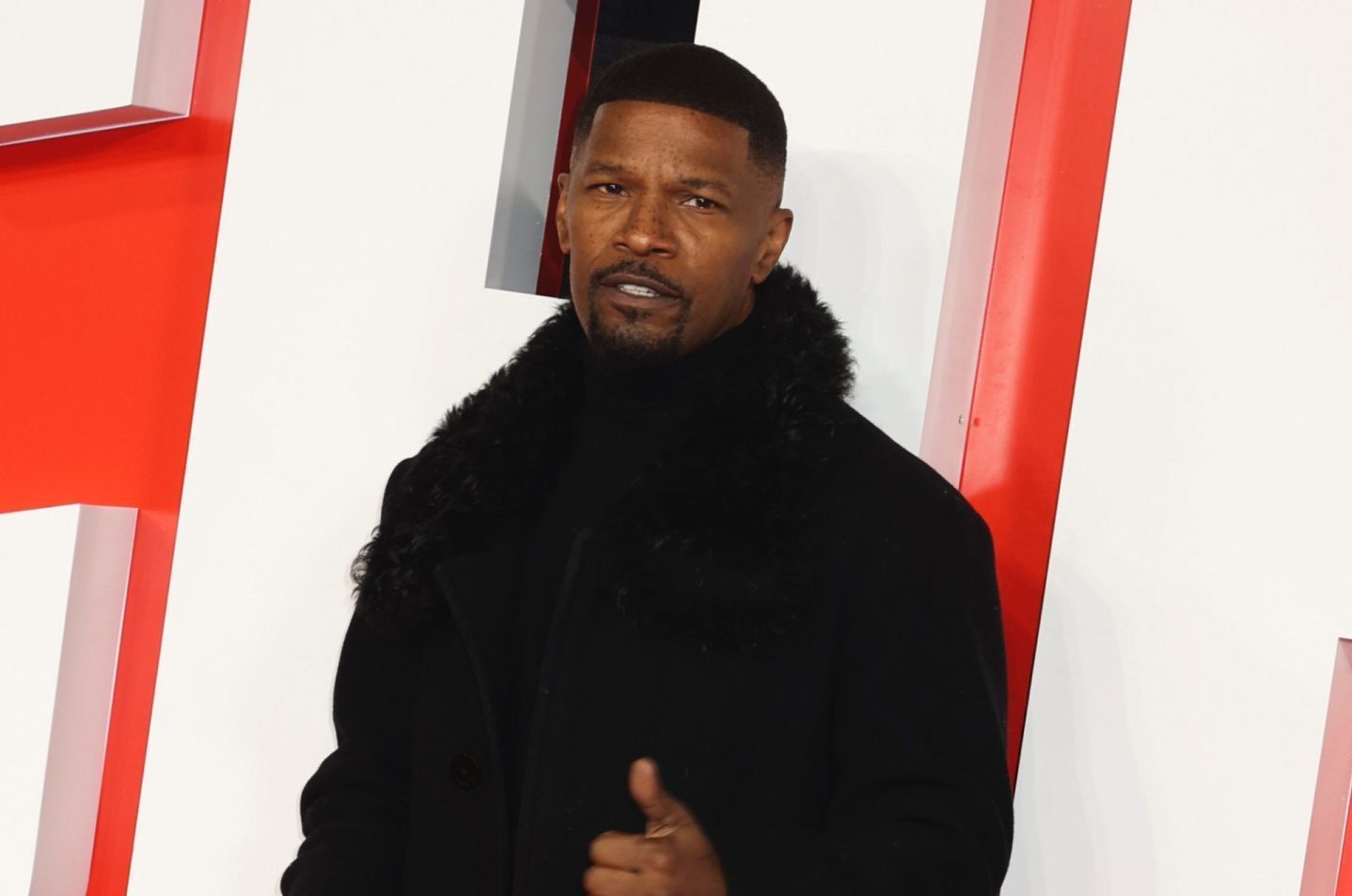 Why Jamie Foxx’s health scare might be leading him into a bad marriage
