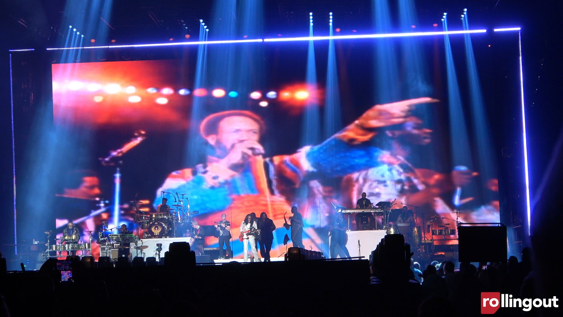 Lionel Richie, Earth, Wind & Fire tear down State Farm Arena (photos)