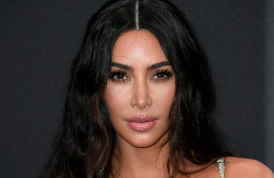 Kim Kardashian shares travel beauty tip