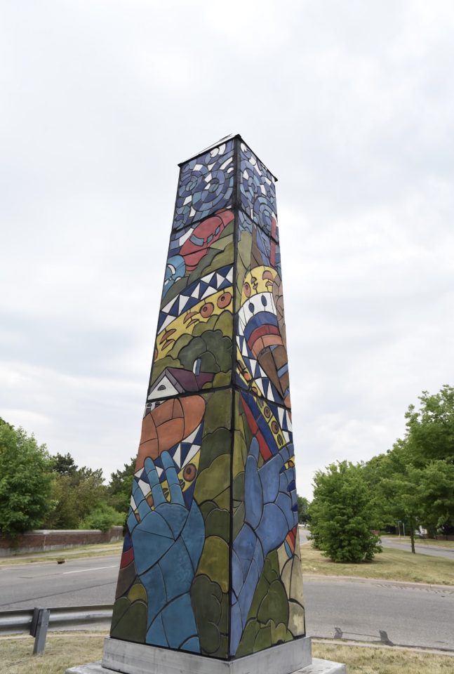 Detroit muralist Hubert Massey inspires younger generation in Huntington Tower